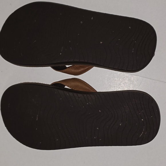 Reef boys leather flip flops Size 4/5 - Picture 12 of 14